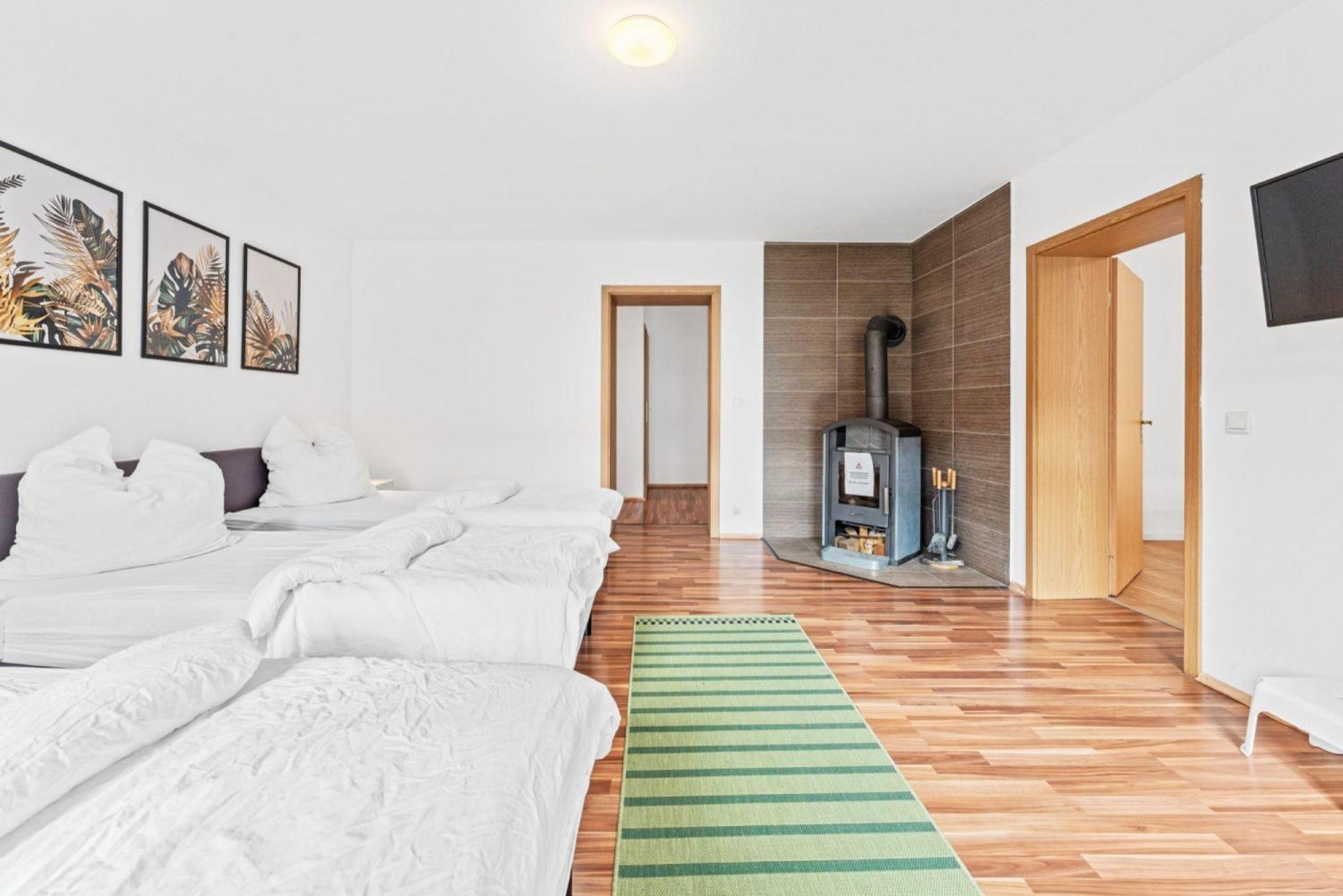 Cosy Apartment With Balcony And Fireplace 주터복 외부 사진
